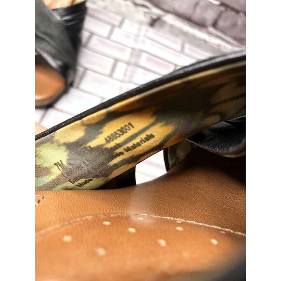 Naya Black Leather Cross Strap Casual Wooden Heel Sandals Women’s Sz 7M US/38EU - Picture 12 of 16